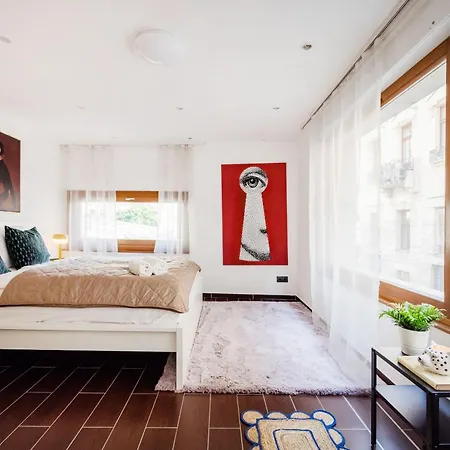 Apartment Chic Retreat With Jacuzzi By Gozsdu Udvar & Fashionst Budapest