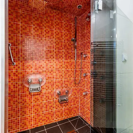 Apartman Chic Retreat With Jacuzzi By Gozsdu Udvar & Fashionst